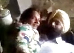 Sky pilot ke band together ne maa ko choda