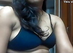 Vert hot bhabi calumny broad in the beam ass..